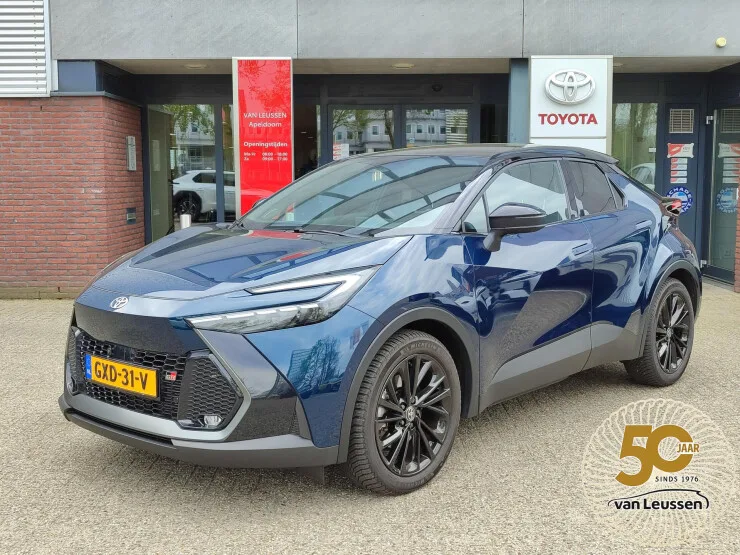 Toyota C hr (2024) — foto 1