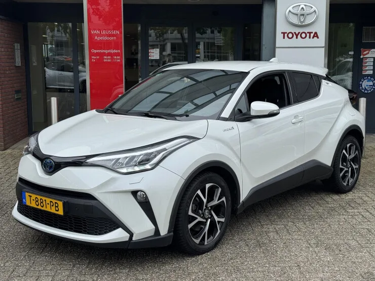Toyota C hr (2020) — foto 1