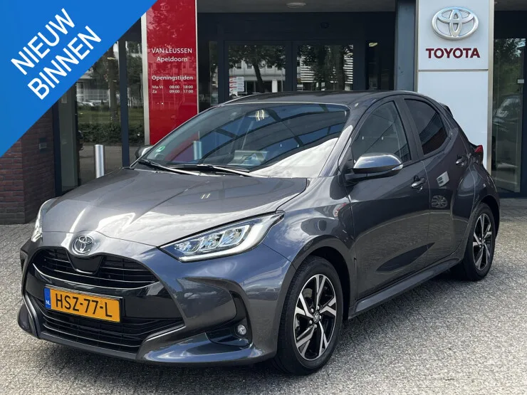 Toyota Yaris (2025) — foto 1