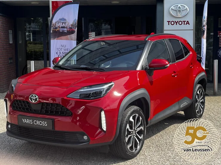 Toyota Yaris Cross (2025) — foto 1