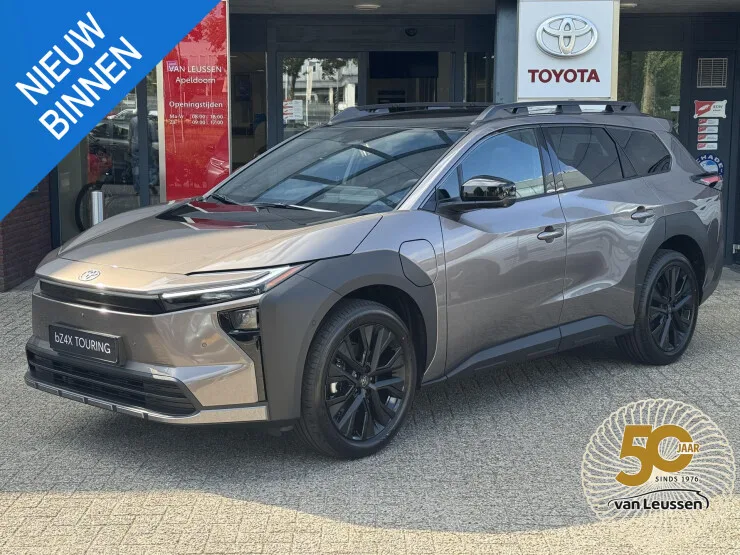 Toyota bZ4X (2026) — foto 1