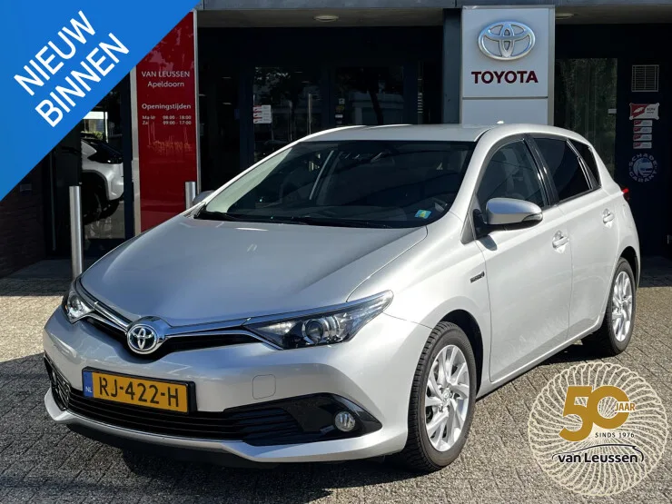 Toyota Auris (2017) — foto 1