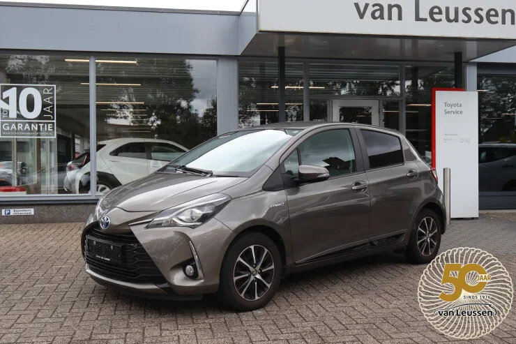 Toyota Yaris (2020) — foto 1