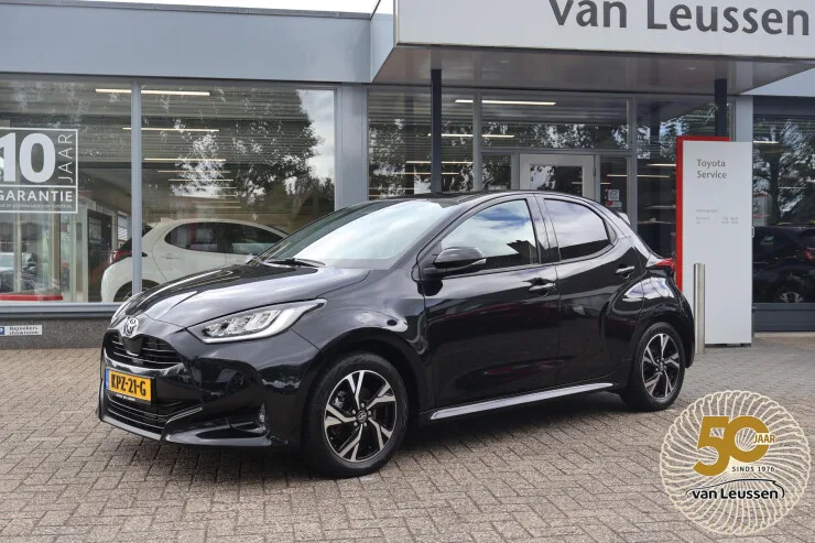 Toyota Yaris (2025) — foto 1