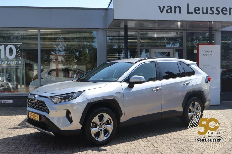 Toyota RAV4 (2019) — foto 1