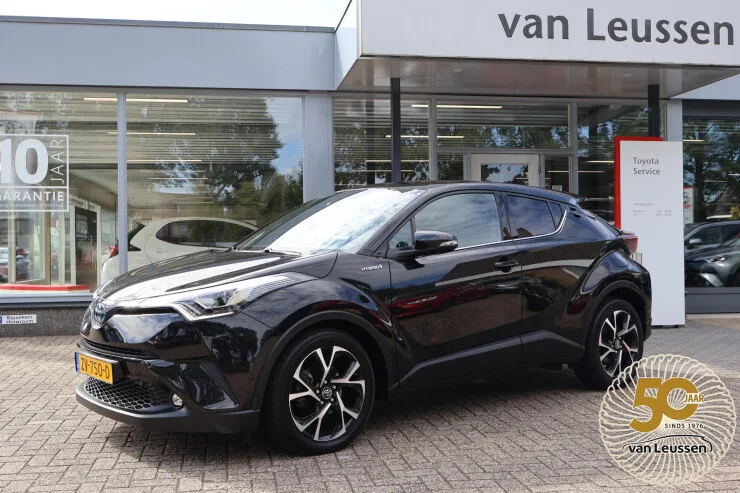 Toyota C-HR (2019) — foto 1