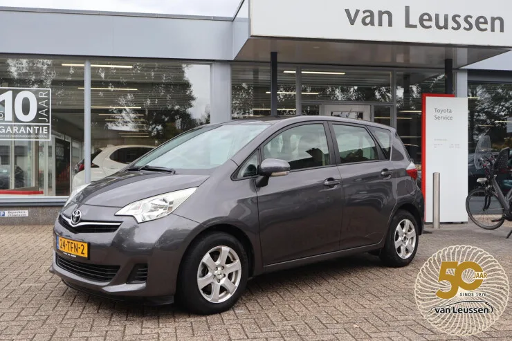 Toyota Verso s (2012) — foto 1