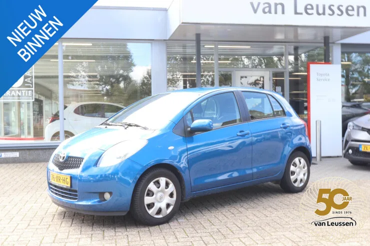 Toyota Yaris (2007) — foto 1
