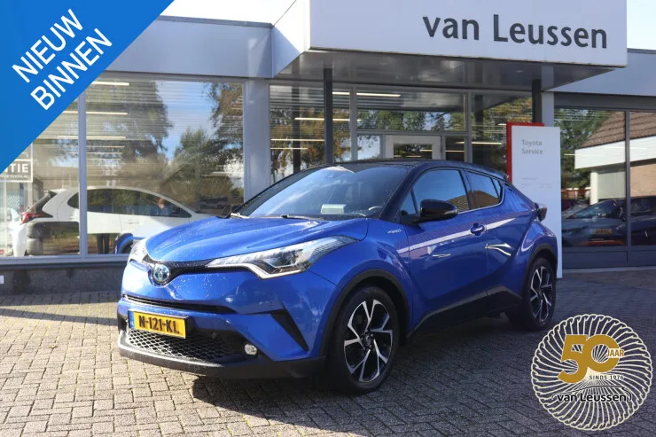 Toyota C-HR (2017) — foto 1