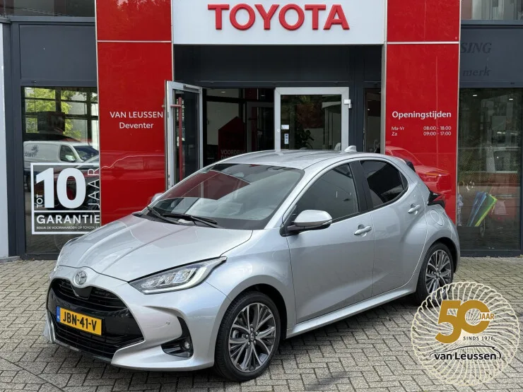 Toyota Yaris (2025) — foto 1