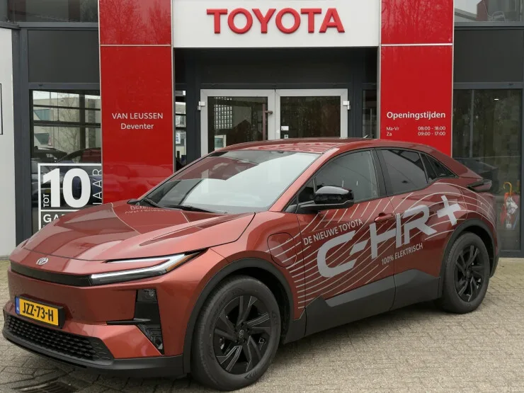 Toyota C hr (2026) — foto 1