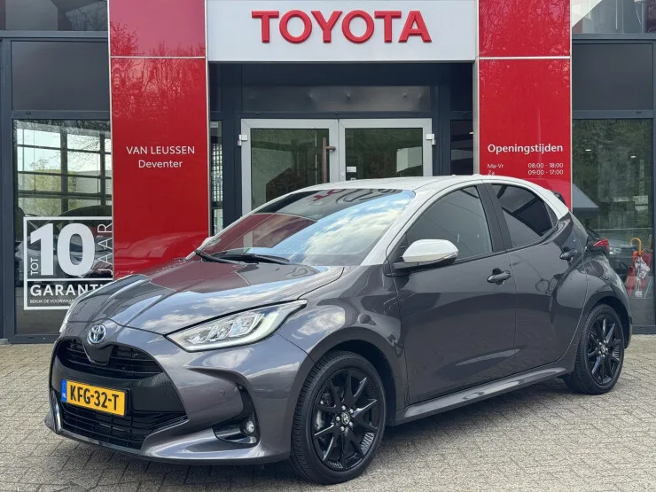 Toyota Yaris (2022) — foto 1