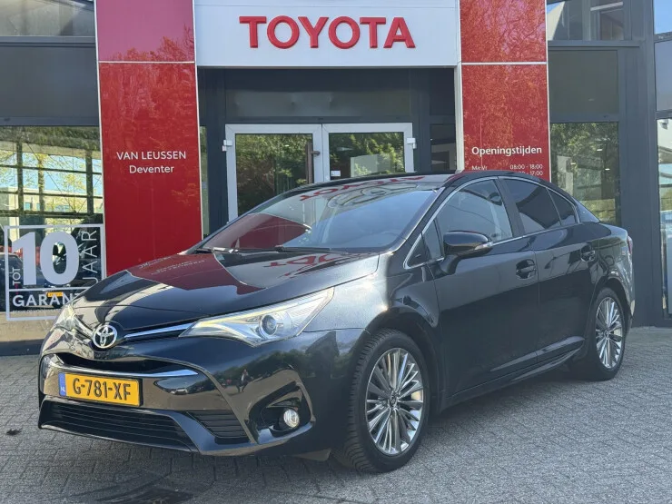 Toyota Avensis (2016) — foto 1