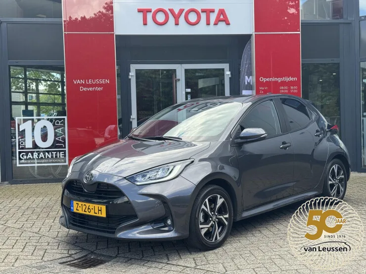 Toyota Yaris (2024) — foto 1