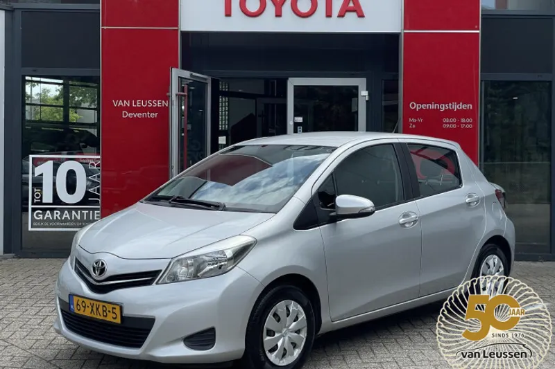 Toyota Yaris (2012)