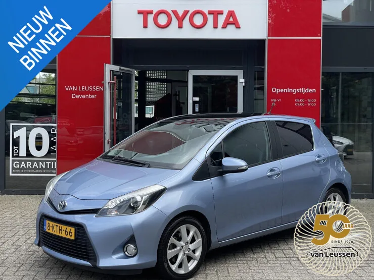 Toyota Yaris (2013) — foto 1