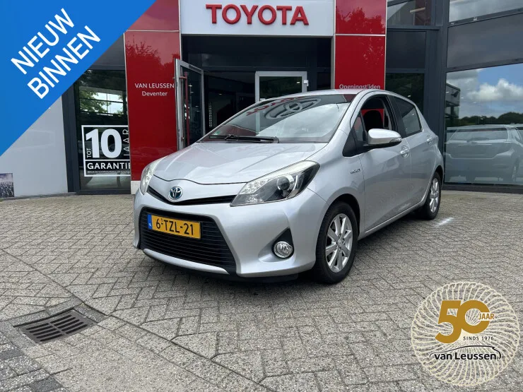 Toyota Yaris (2014) — foto 1