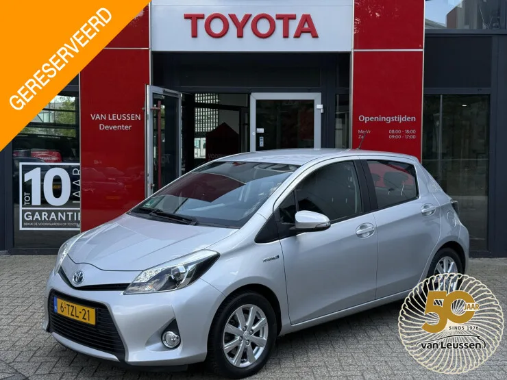 Toyota Yaris (2014) — foto 1