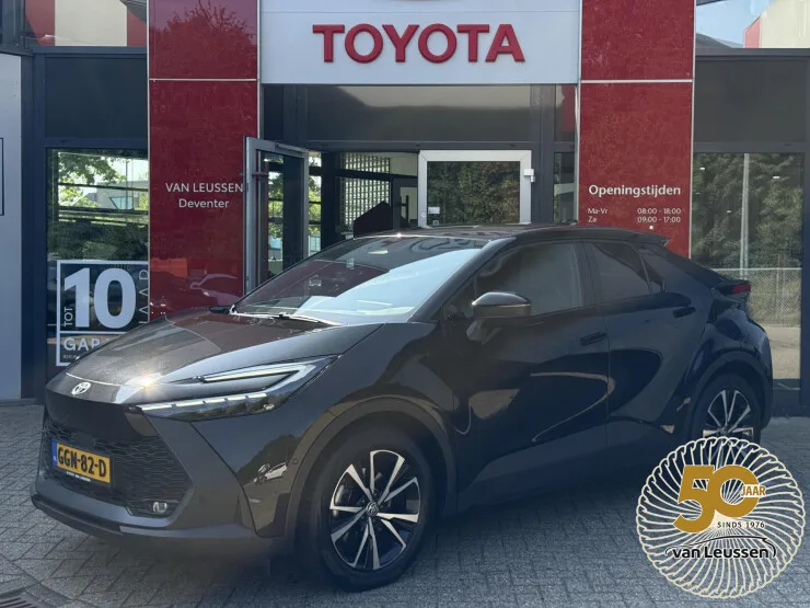 Toyota C hr (2024) — foto 1