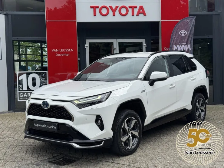 Toyota RAV4 (2022) — foto 1