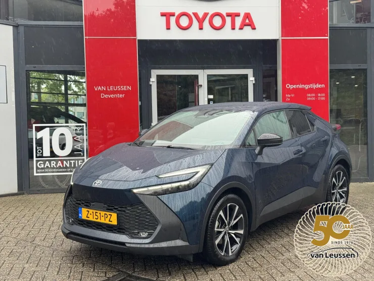 Toyota C-HR (2024) — foto 1