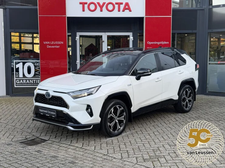 Toyota RAV4 (2022) — foto 1