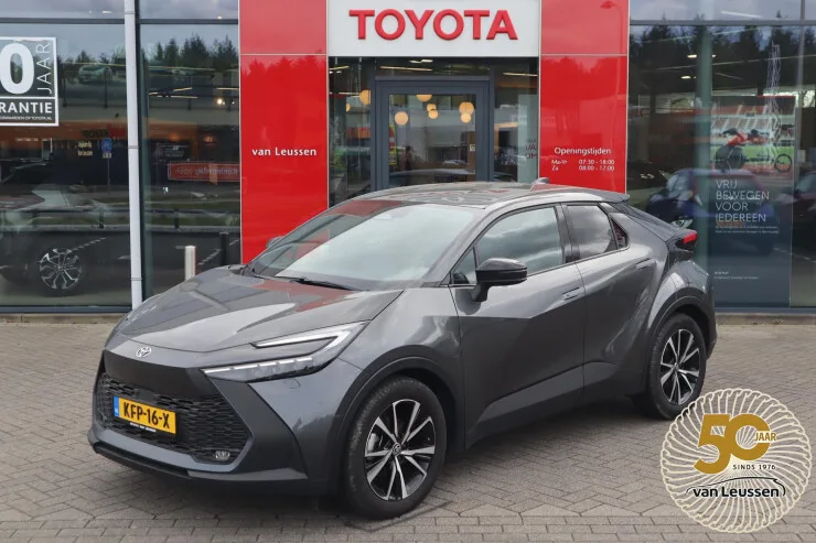 Toyota C hr (2024) — foto 1
