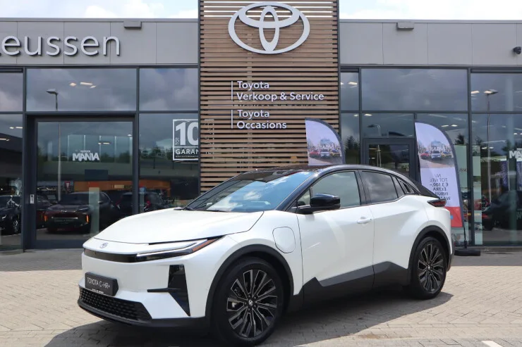 Toyota C hr (2026) — foto 1