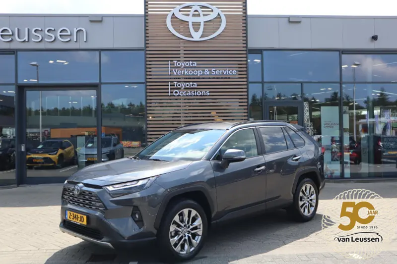 Toyota RAV4 (2024)