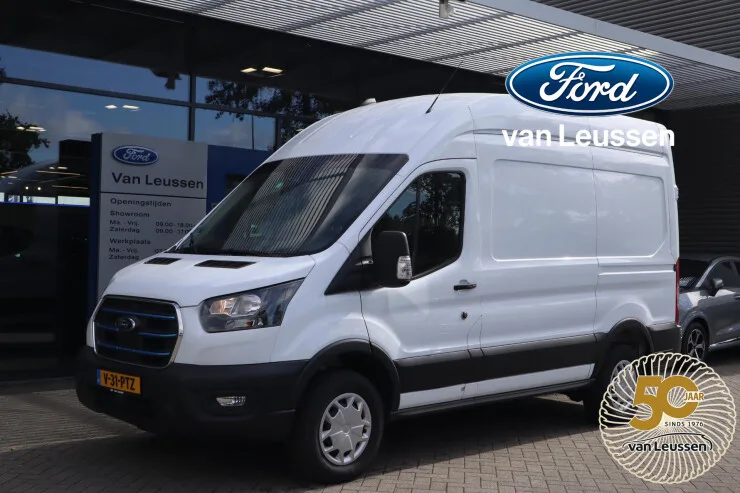 Ford E-Transit (2024) — foto 1