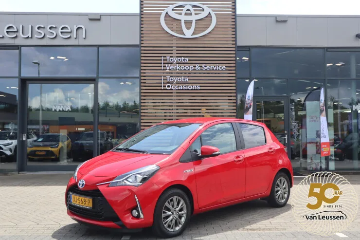 Toyota Yaris (2019) — foto 1