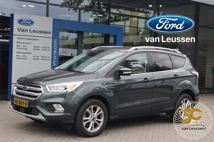 Ford Kuga (2017) — foto 1