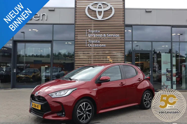 Toyota Yaris (2021) — foto 1