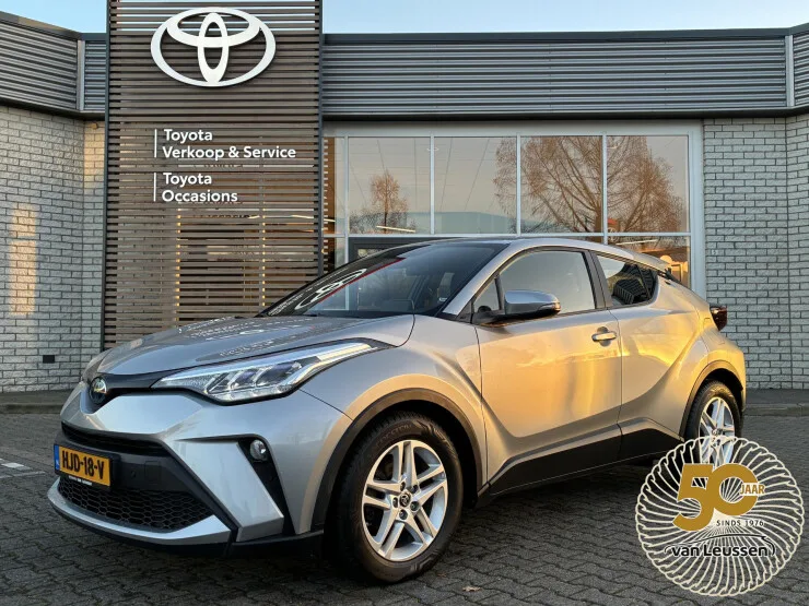 Toyota C hr (2022) — foto 1