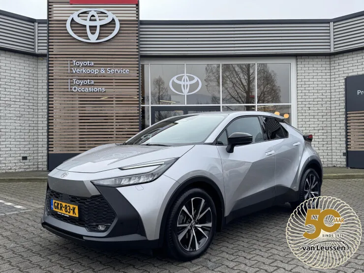 Toyota C hr (2024) — foto 1