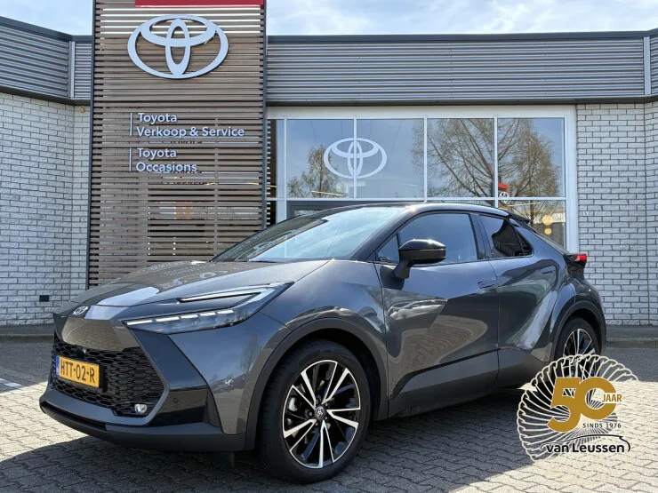 Toyota C hr (2025) — foto 1