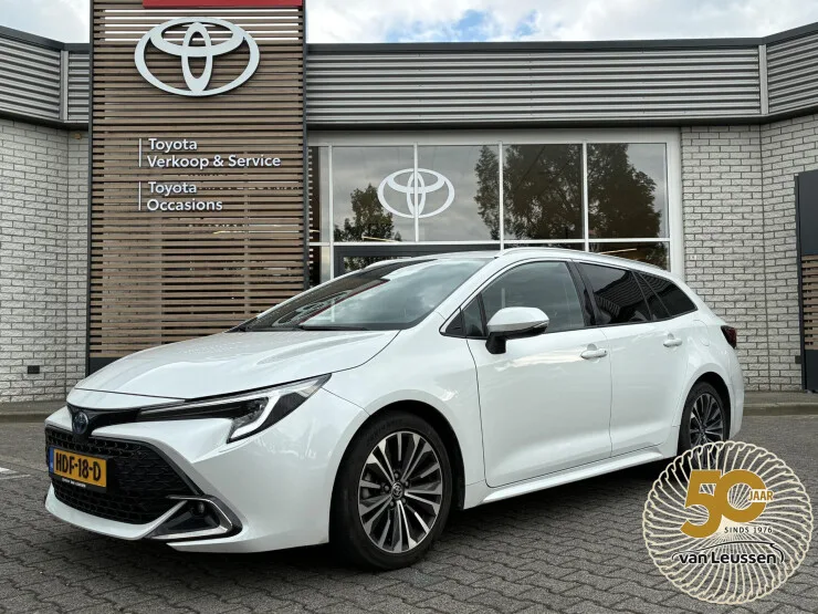 Toyota Corolla (2024) — foto 1