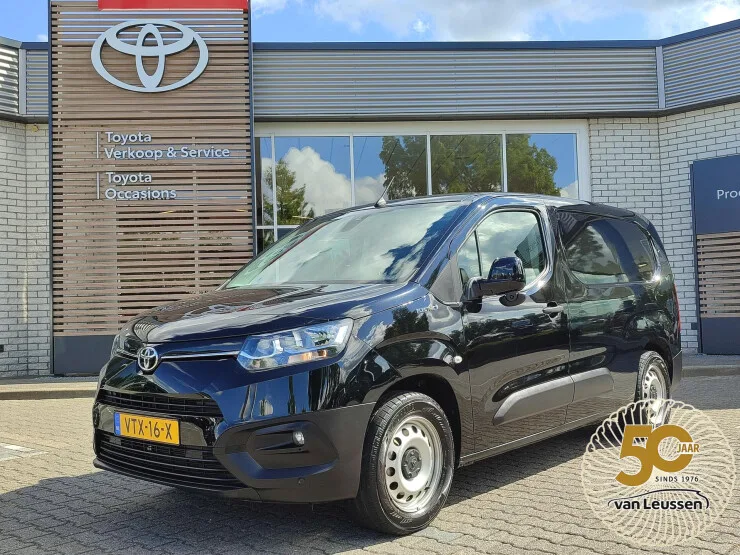 Toyota Proace (2023) — foto 1