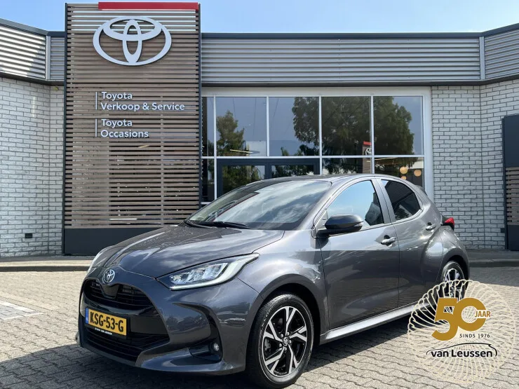 Toyota Yaris (2025) — foto 1