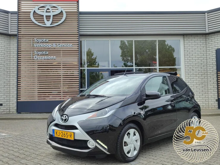 Toyota Aygo (2016) — foto 1