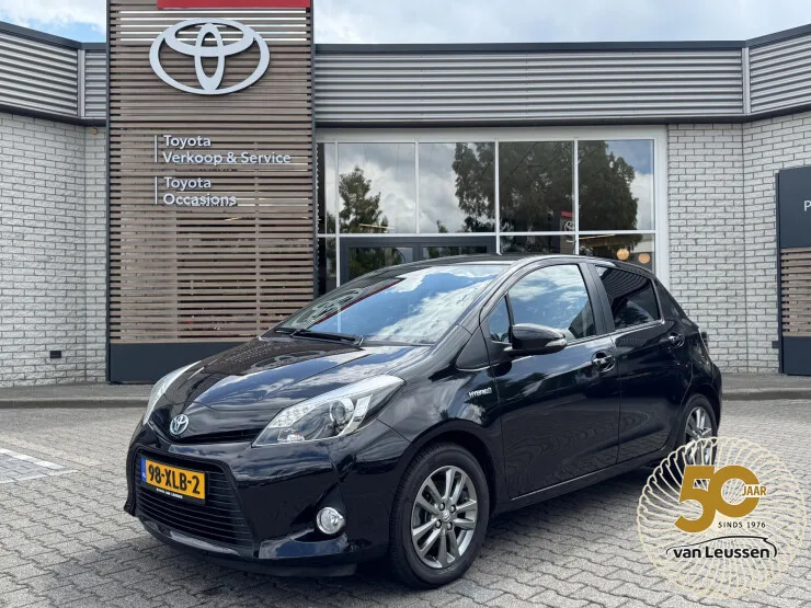 Toyota Yaris (2012) — foto 1