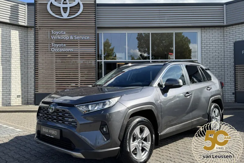 Toyota RAV4 (2024)