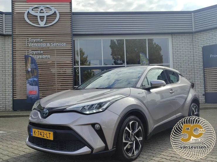 Toyota C-HR (2021) — foto 1