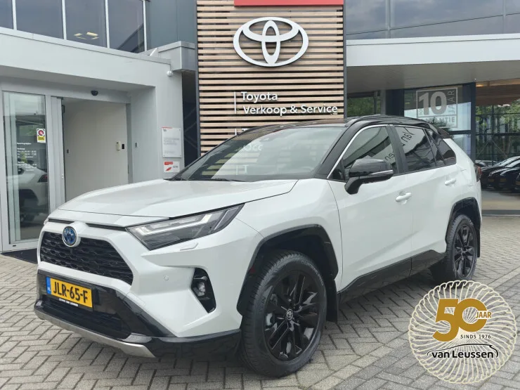 Toyota RAV4 (2025) — foto 1