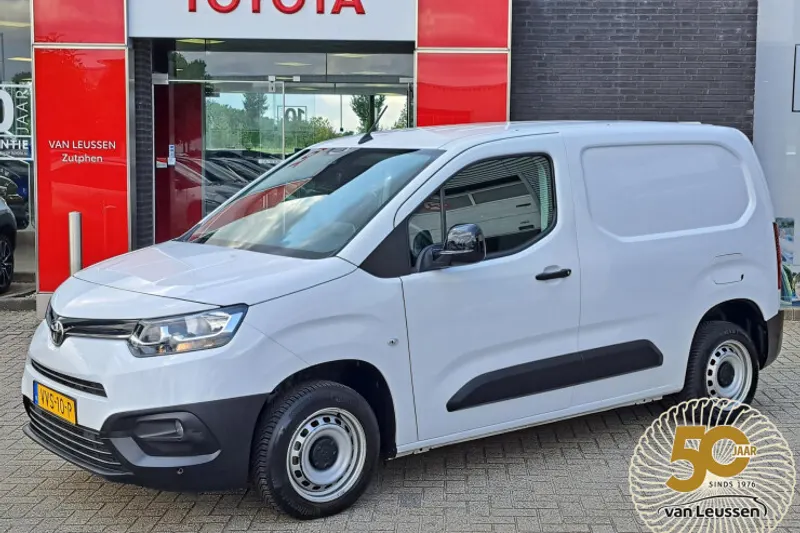 Toyota Proace (2023)
