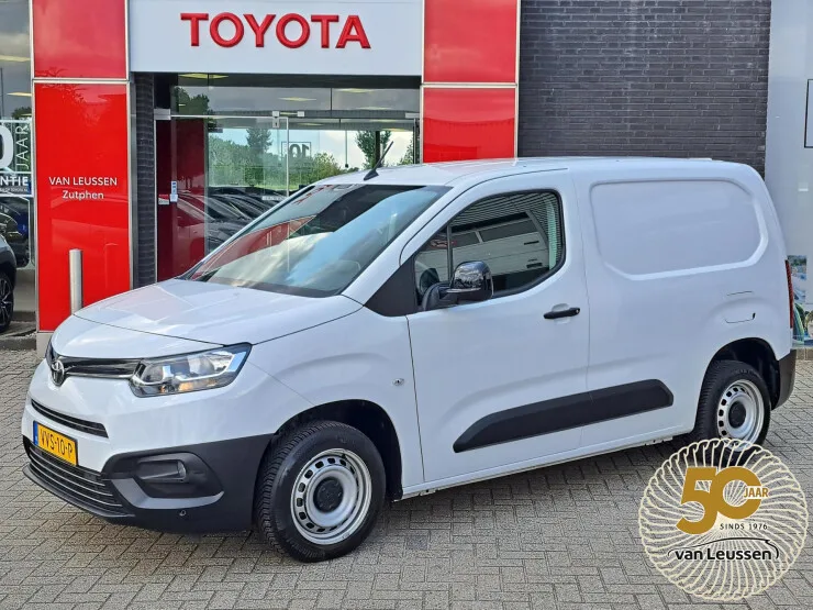 Toyota Proace (2023) — foto 1