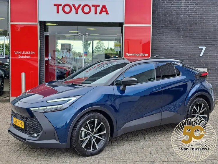 Toyota C hr (2024) — foto 1