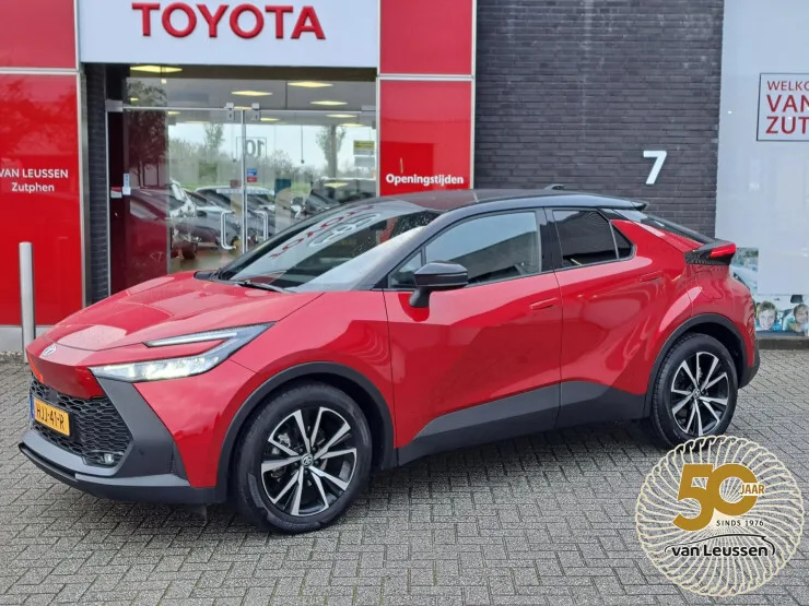 Toyota C hr (2025) — foto 1