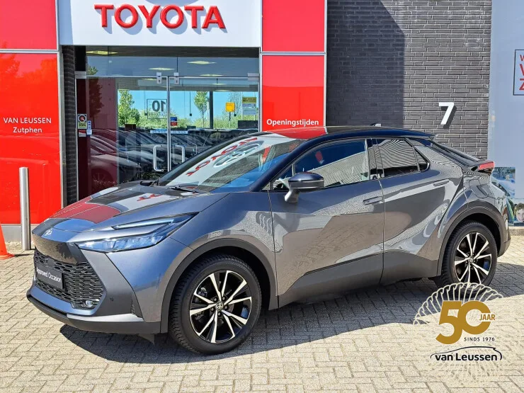Toyota C hr (2025) — foto 1