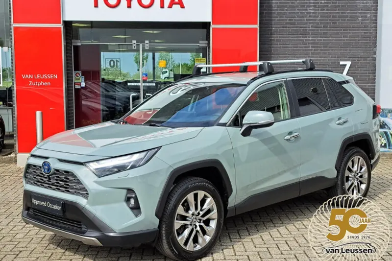 Toyota RAV4 (2023)